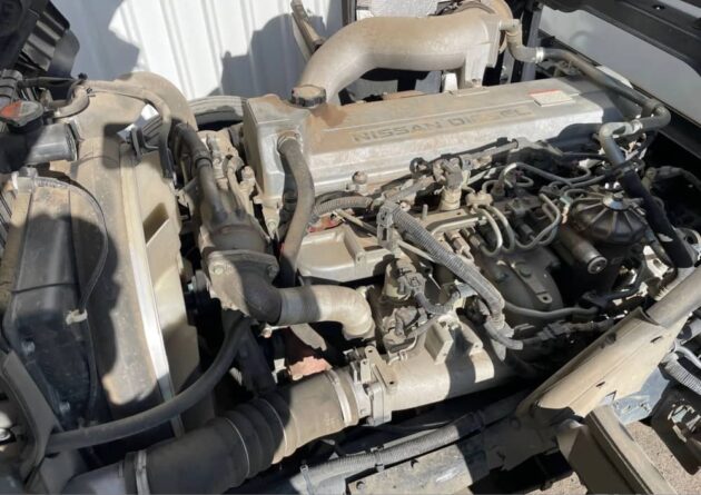 **Wrecking** 2010 Nissan UD MKB37A - Image 21