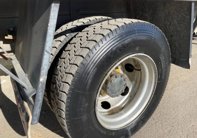 **Wrecking** 2010 Nissan UD MKB37A - Image 23
