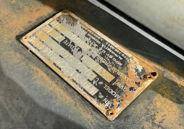 **Wrecking** 2010 Nissan UD MKB37A - Image 12