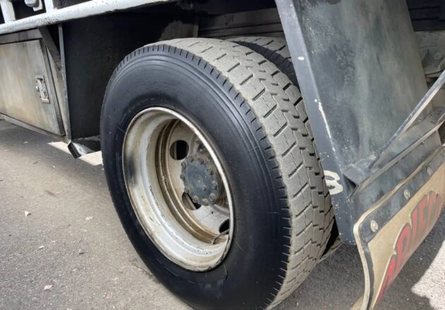 **Wrecking** 2010 Nissan UD MKB37A - Image 13