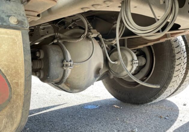 **Wrecking** 2010 Nissan UD MKB37A - Image 14