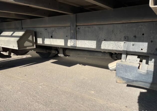 **Wrecking** 2010 Nissan UD MKB37A - Image 30