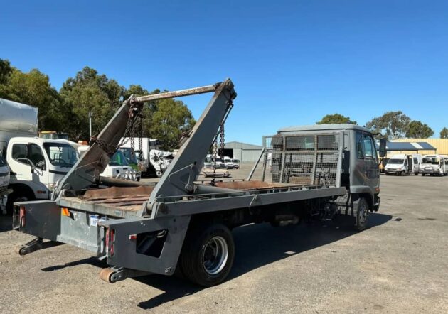 **Wrecking** 2007 Nissan UD MKB215 - Image 25