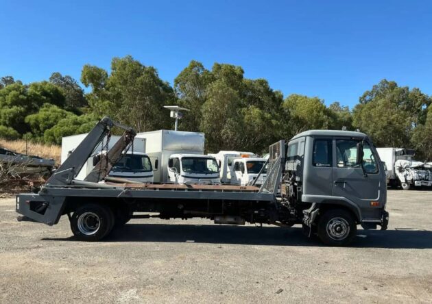 **Wrecking** 2007 Nissan UD MKB215 - Image 28