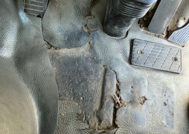 **Wrecking** 2007 Nissan UD MKB215 - Image 10