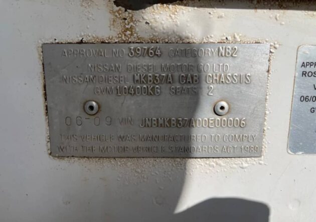 **Wrecking** 2009 Nissan UD MKB37A - Image 9