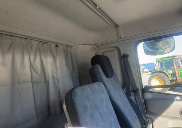 **Wrecking** 2013 Nissan UD Condor PK17 280 - Image 2