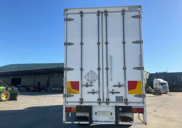 **Wrecking** 2013 Nissan UD Condor PK17 280 - Image 21