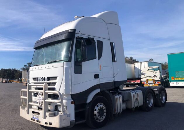 **Wrecking** 2011 Iveco Stralis 560 - Image 14