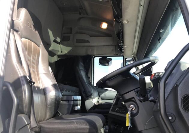 **Wrecking** 2011 Iveco Stralis 560 - Image 10