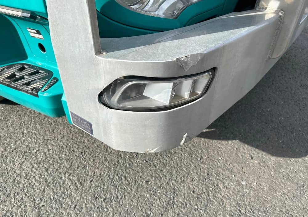 **Wrecking** 2018 Mercedes Benz Actros 2643 - Image 2