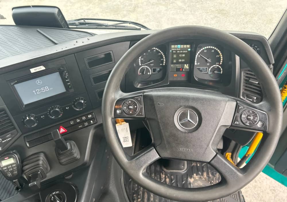 **Wrecking** 2018 Mercedes Benz Actros 2643 - Image 18