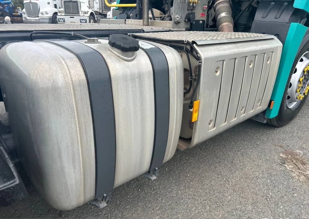 **Wrecking** 2018 Mercedes Benz Actros 2643 - Image 24