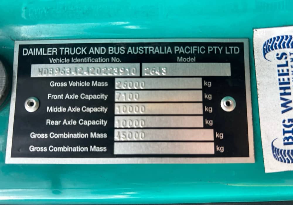 **Wrecking** 2018 Mercedes Benz Actros 2643 - Image 9