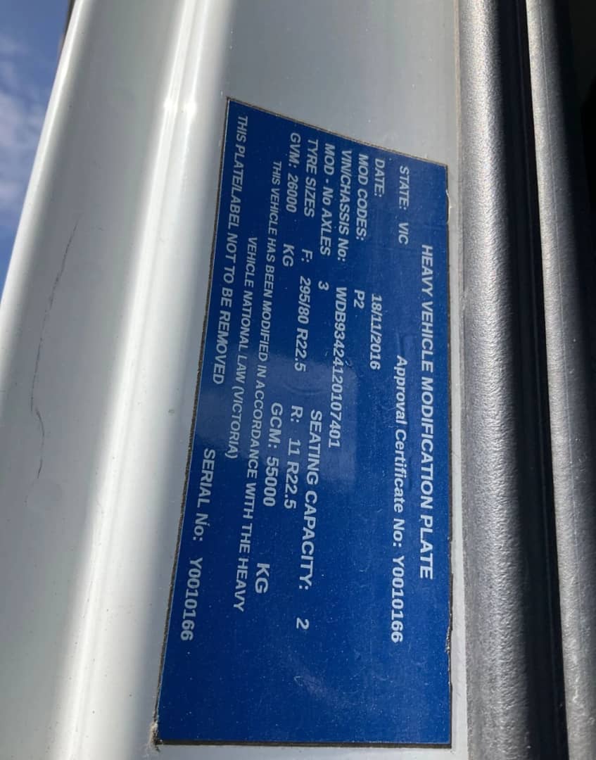 **Wrecking** 2016 Mercedes Benz Actros 2644 - Image 8