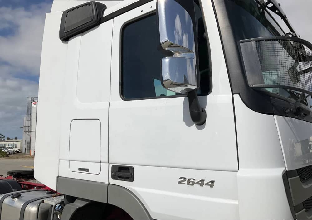 **Wrecking** 2016 Mercedes Benz Actros 2644 - Image 24