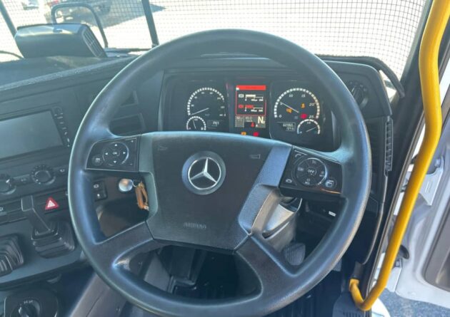 **Wrecking** 2020 Mercedes Benz Actros 2643 - Image 14