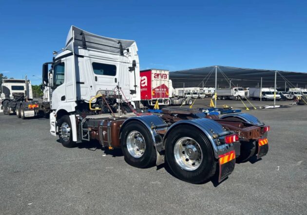 **Wrecking** 2020 Mercedes Benz Actros 2643 - Image 40