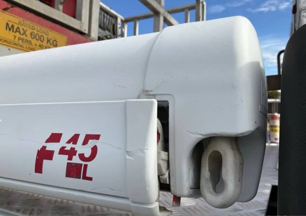 **Wrecking** 2009 Scania P380 - Image 5