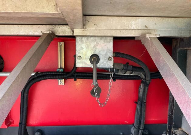 **Wrecking** 2009 Scania P380 - Image 7
