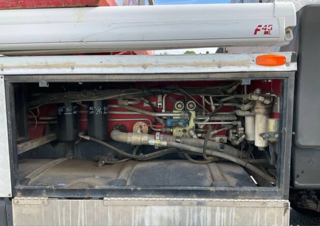 **Wrecking** 2009 Scania P380 - Image 10