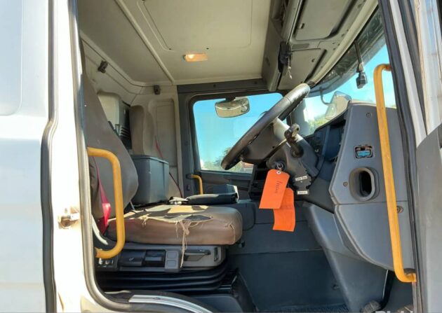 **Wrecking** 2018 Scania P360 - Image 11