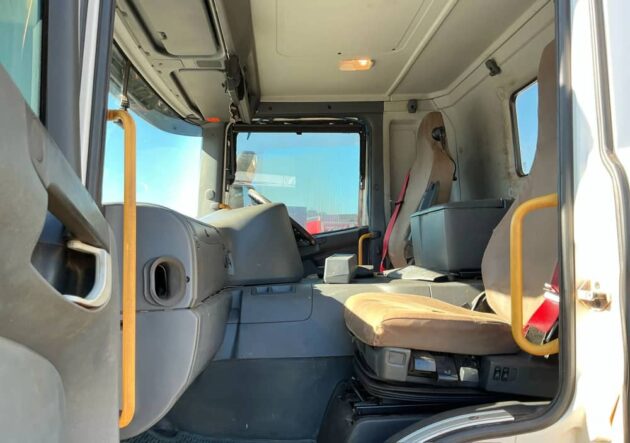 **Wrecking** 2018 Scania P360 - Image 13