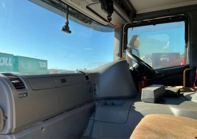 **Wrecking** 2018 Scania P360 - Image 15