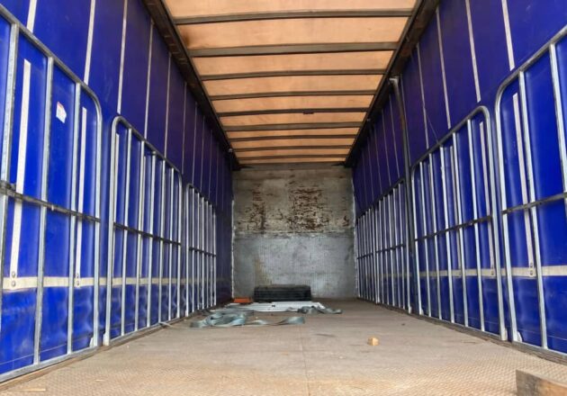 **Wrecking** 1989 Scania P113M - Image 12
