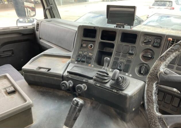 **Wrecking** 1989 Scania P113M - Image 21