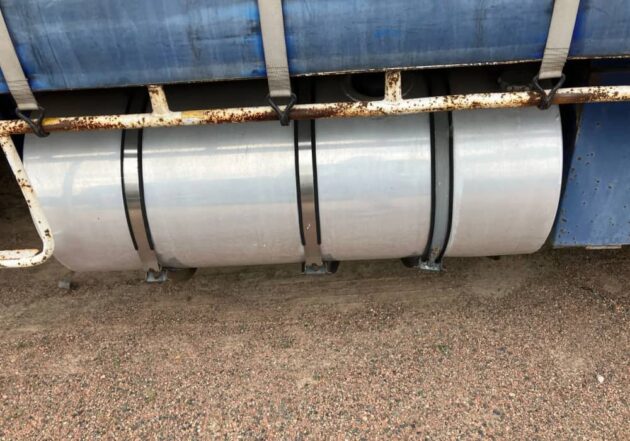 **Wrecking** 1989 Scania P113M - Image 9