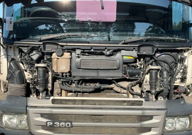 **Wrecking** 2014 Scania P360 - Image 10