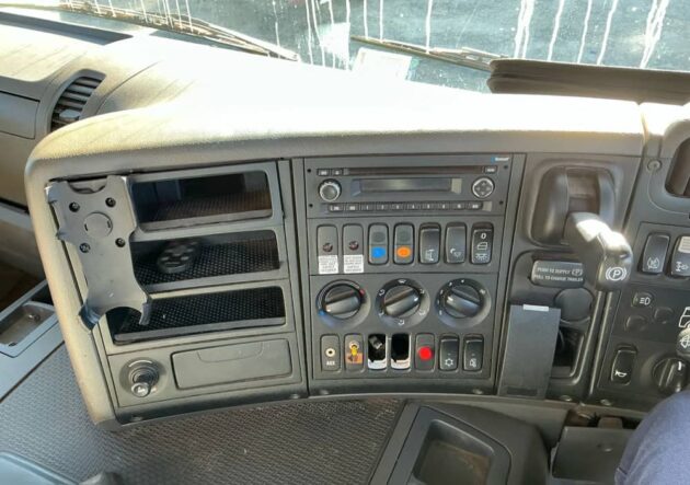**Wrecking** 2018 Scania P250 - Image 7