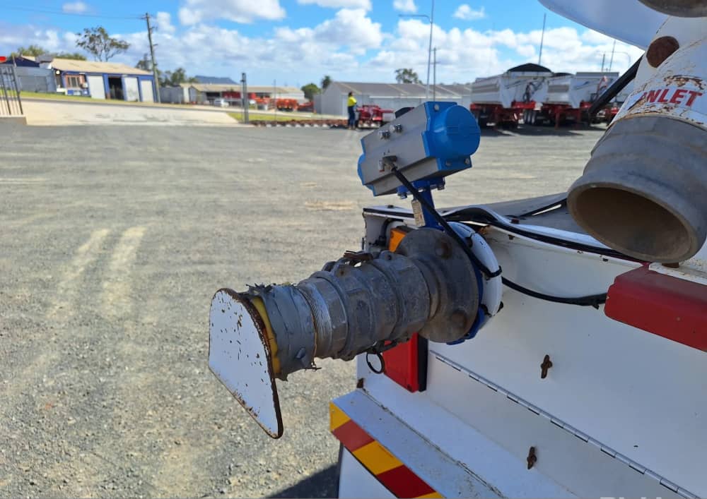 2020 Tristar 28KL Water Tanker - Image 12