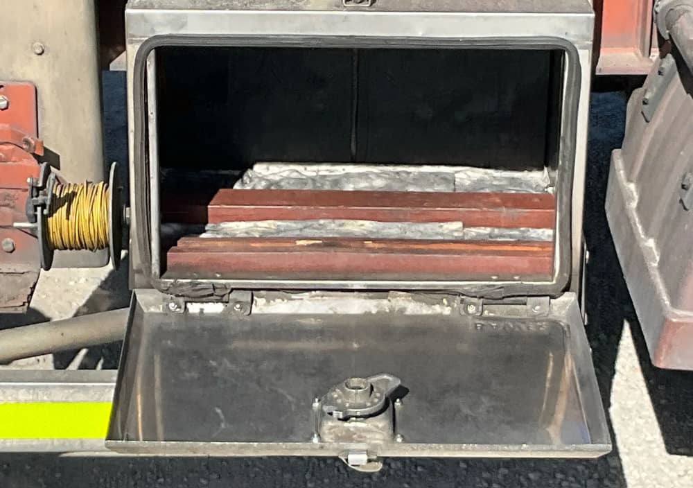 2011 Heil Heil Tandem - Image 12