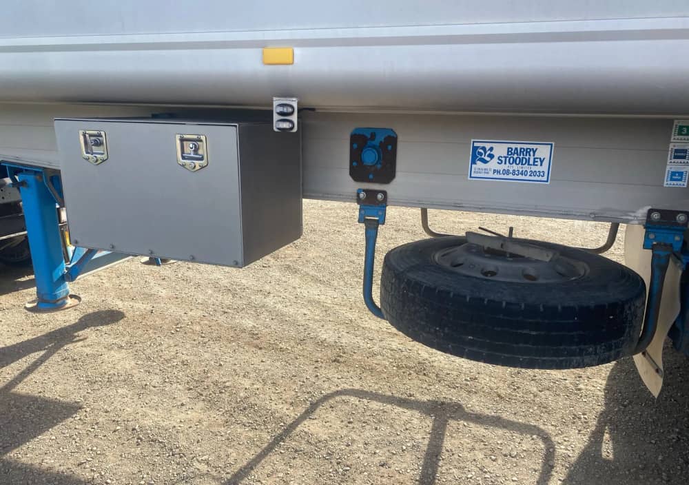 2009 Stoodley ST3325 - Image 7