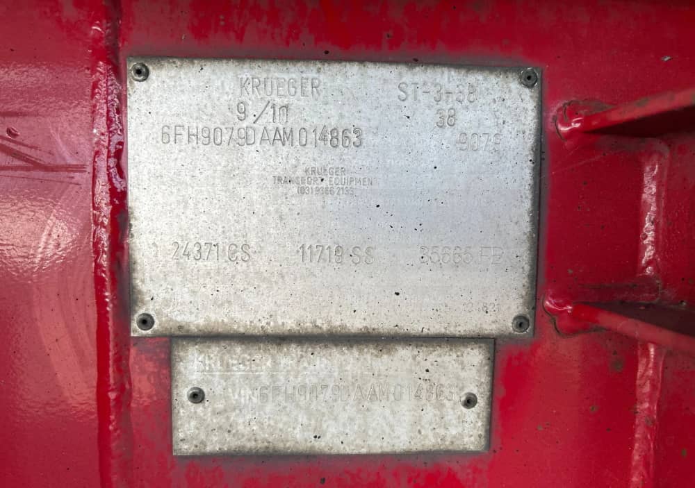 2010 Krueger ST-3-38 - Image 12