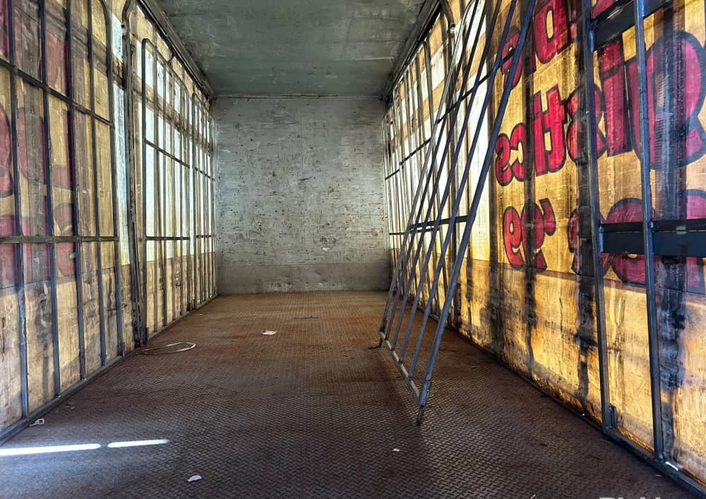 2010 Krueger ST-3-38 - Image 20