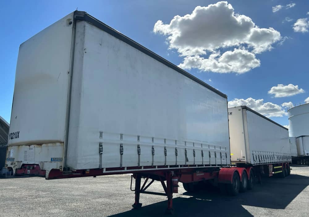 2010 Krueger ST-3-38 - Image 26