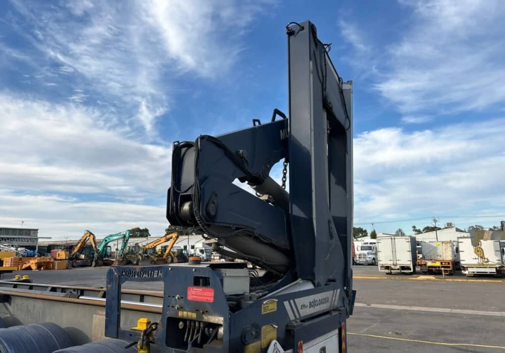 2019 OPhee Tri Axle Semi - Image 15