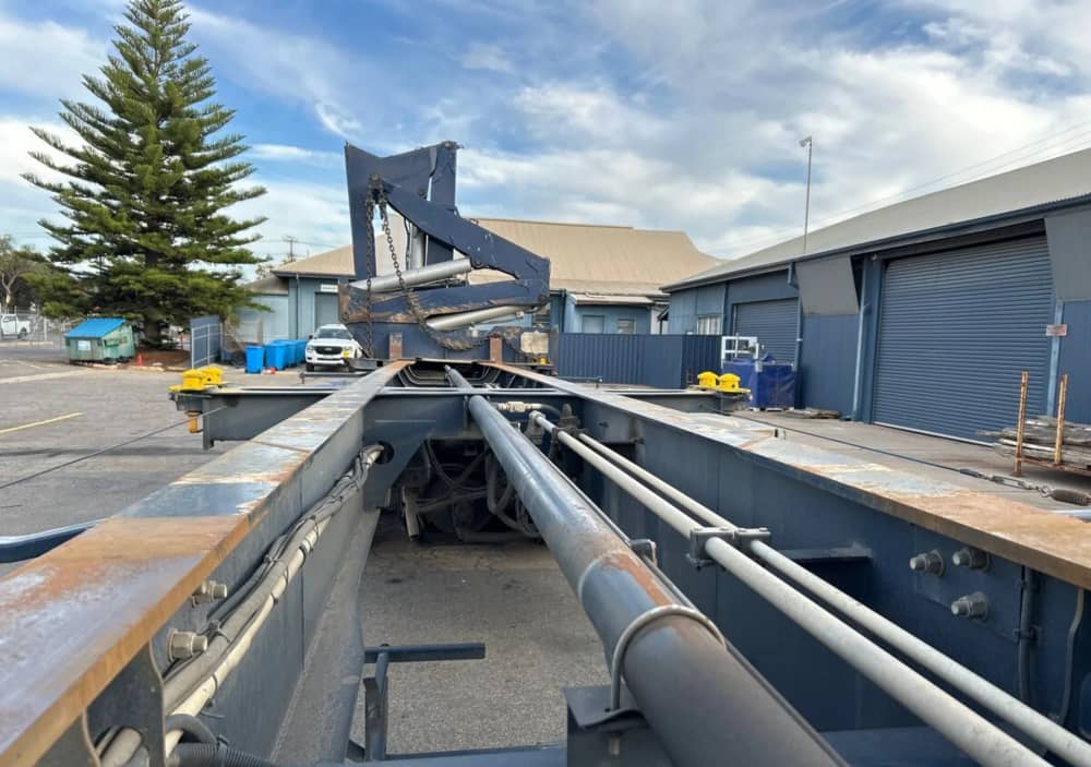 2019 OPhee Tri Axle Semi - Image 8