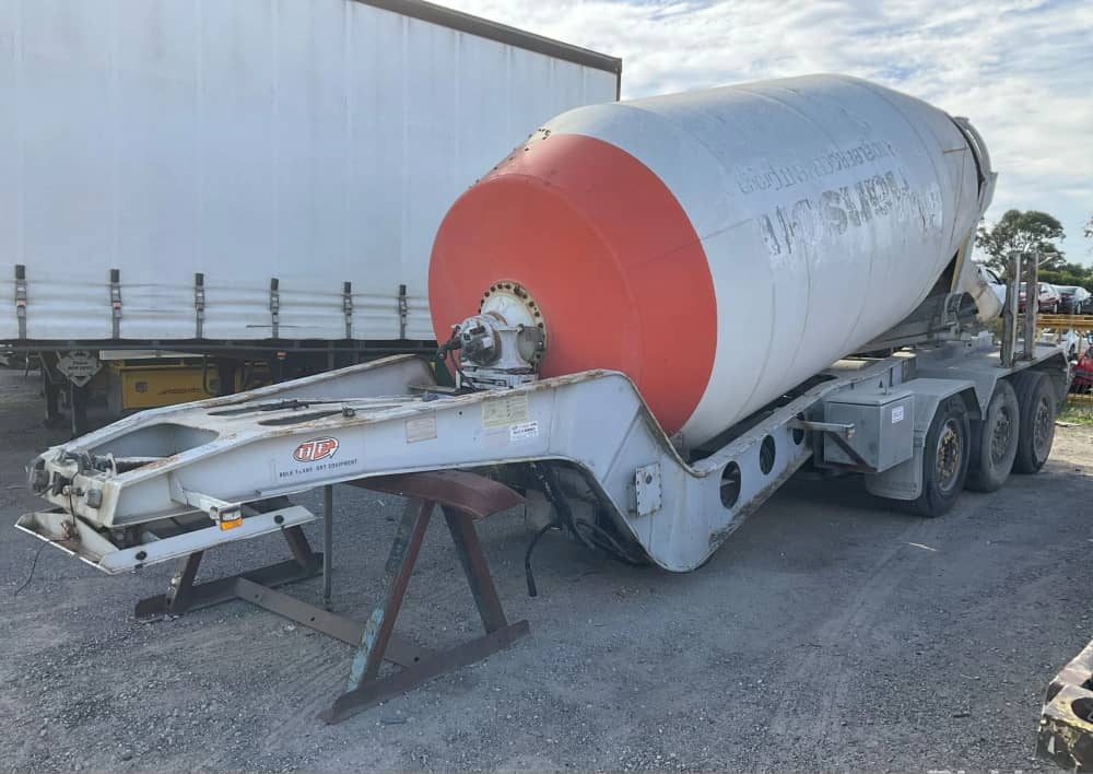 2017 BTE Tri Semi - Image 18