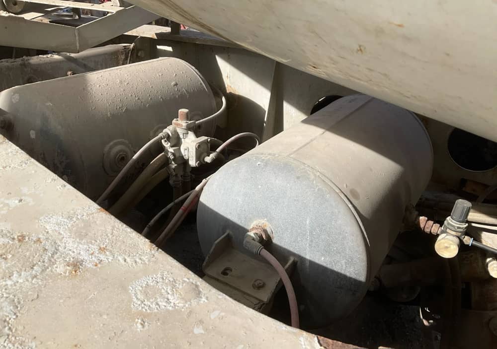 2017 BTE Tri Semi - Image 10