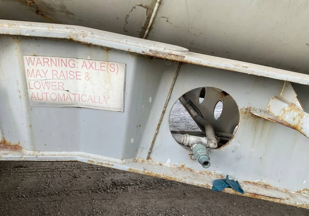 2017 BTE Tri Semi - Image 11