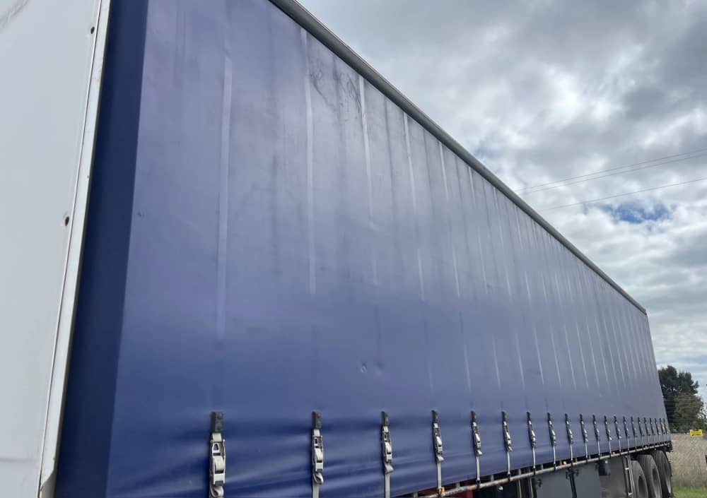 2004 Barker Heavy Duty Tri Axle - Image 7