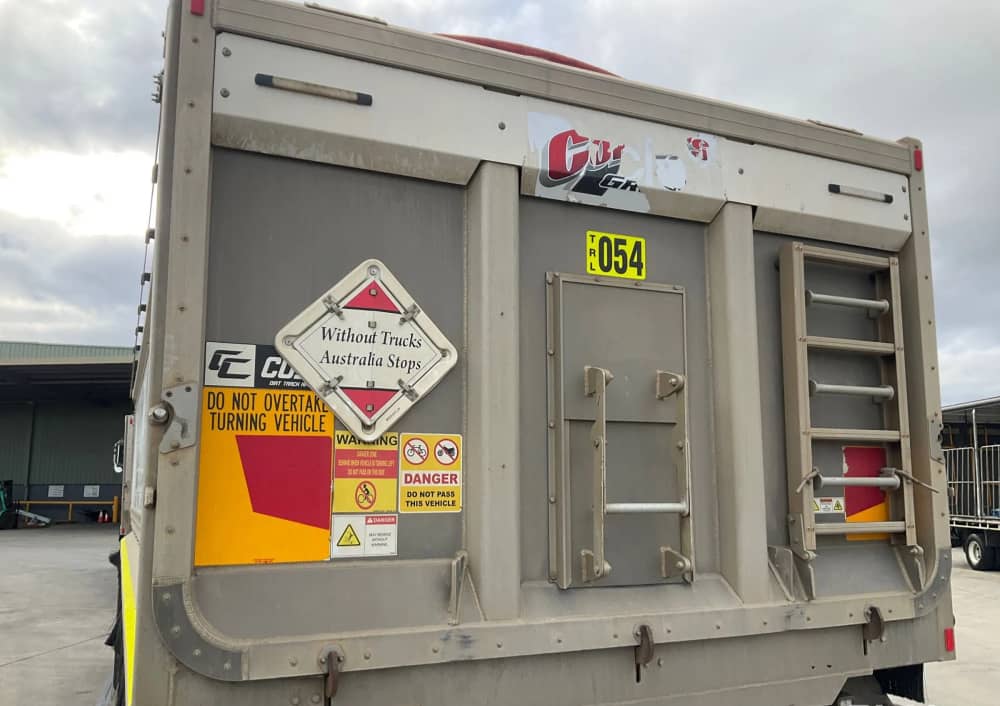 2020 John Shephard Trailers Shepard A4 DOG-300T - Image 27