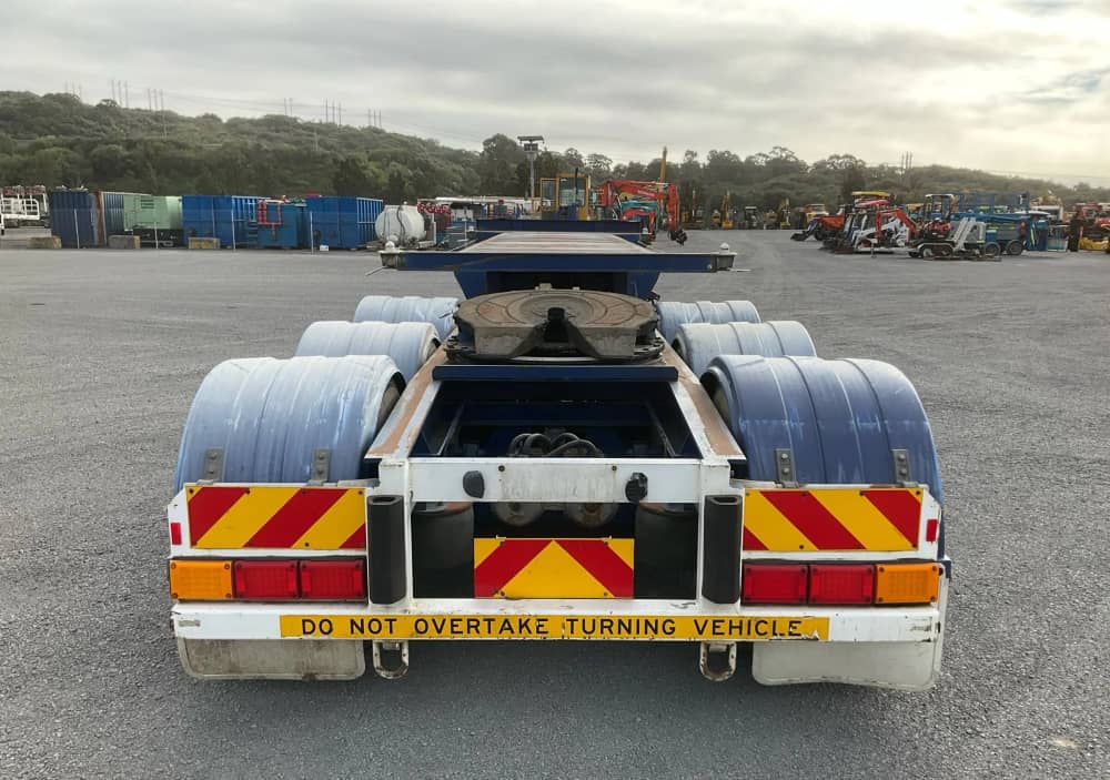 2005 Barker Heavy Duty Tri Axle - Image 19