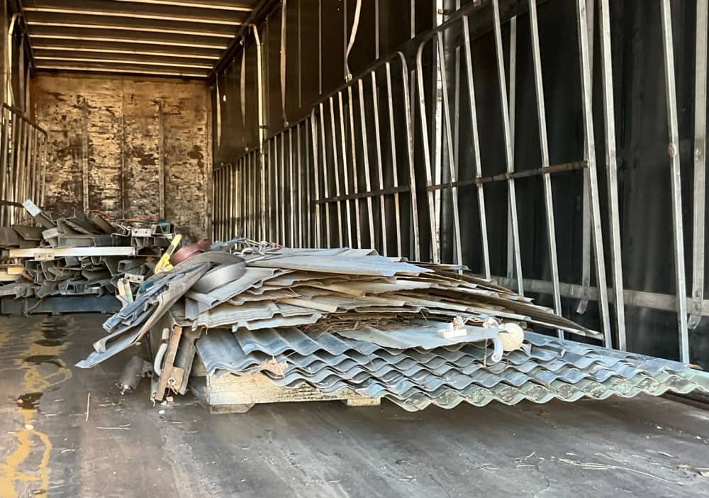 1990 Krueger ST-3-32 - Image 20