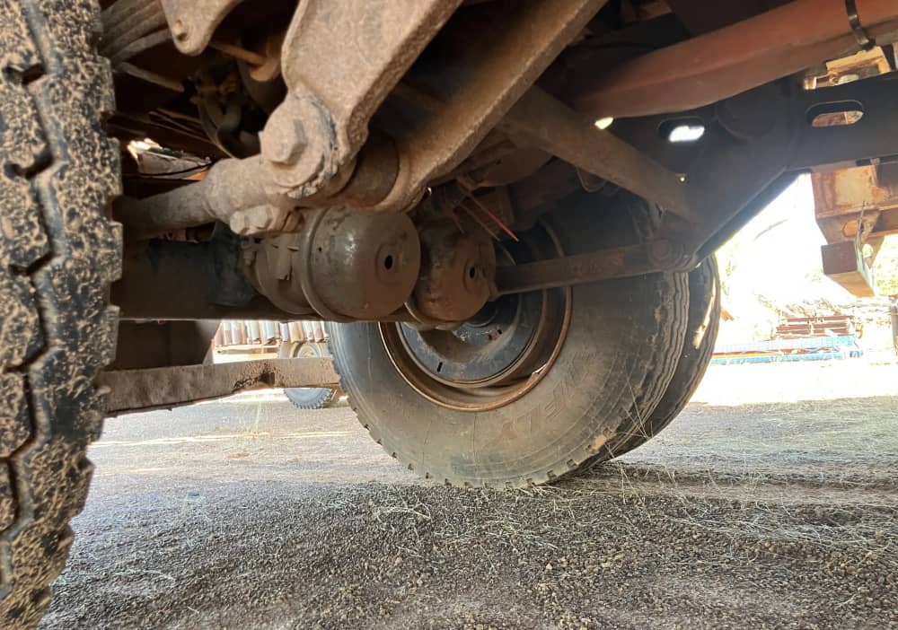 1998 Cannon Three Axle Stock Trailer - Image 13