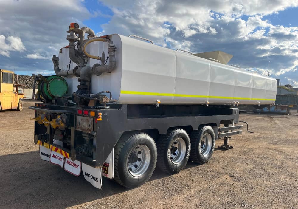 2020 Moore - Image 18